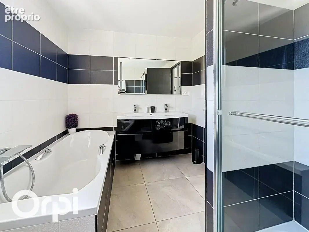 Maison compemporaine à vendre - photo 10