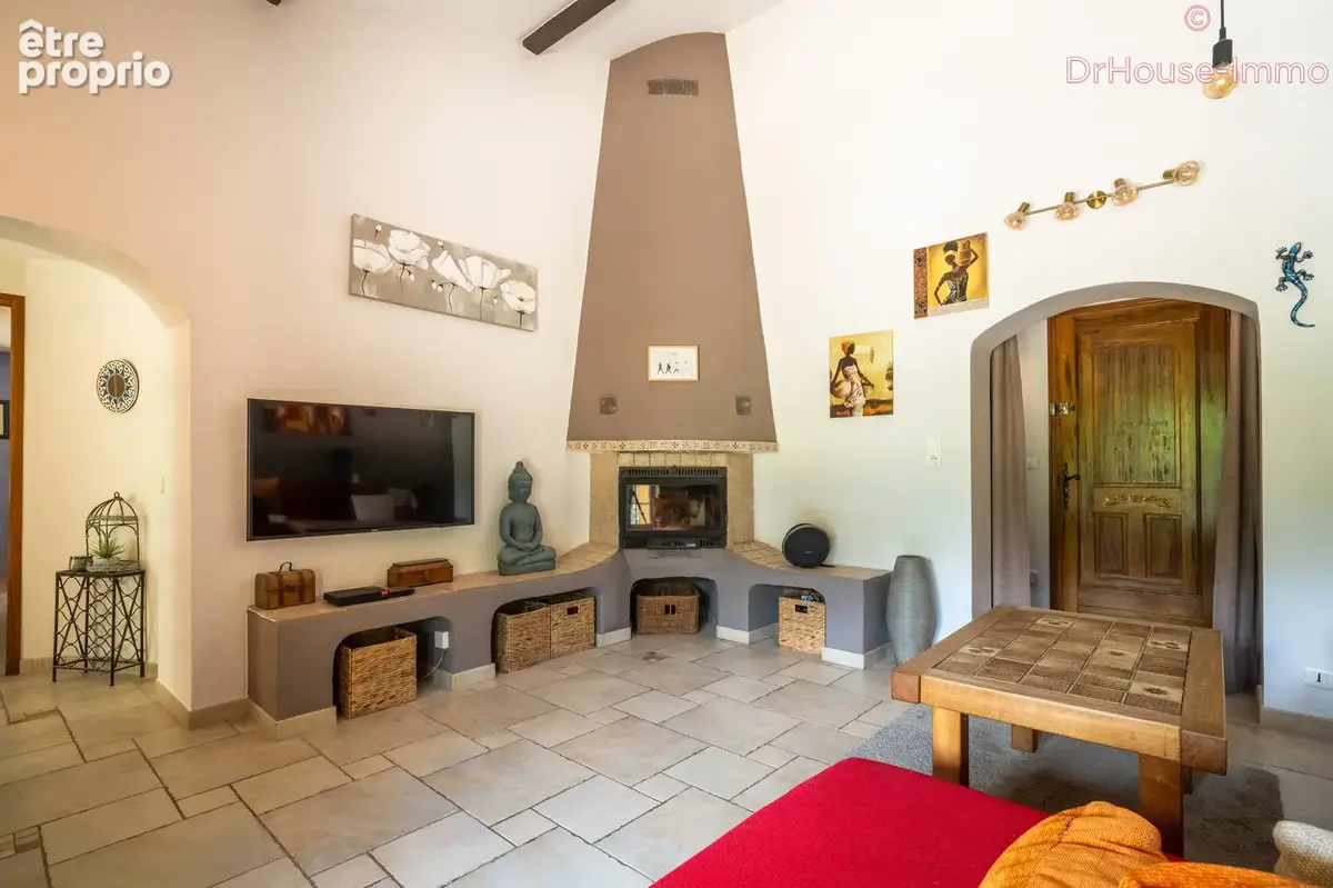 Maison 6 pièces 160 m² à vendre à Meounes-Les-Montrieux (83136) - photo 98