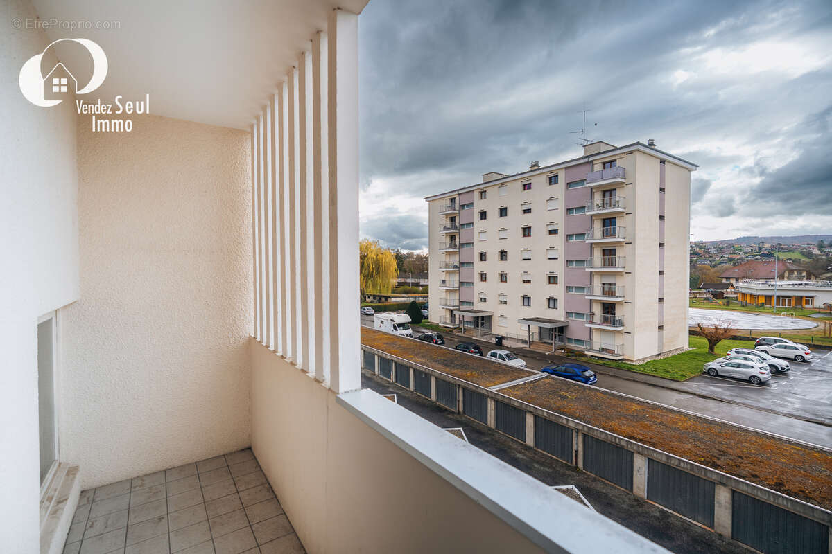 Appartement T4 de 68.50m2 à rafraîchir - 2 balcons - 1 cave - photo 7