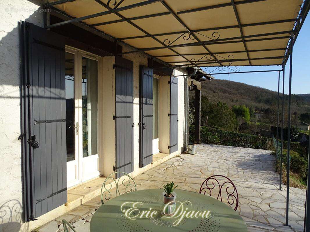 Maison de pays Condat Sur Vezere 10 pièce(s) 236.05 m2 - photo 7