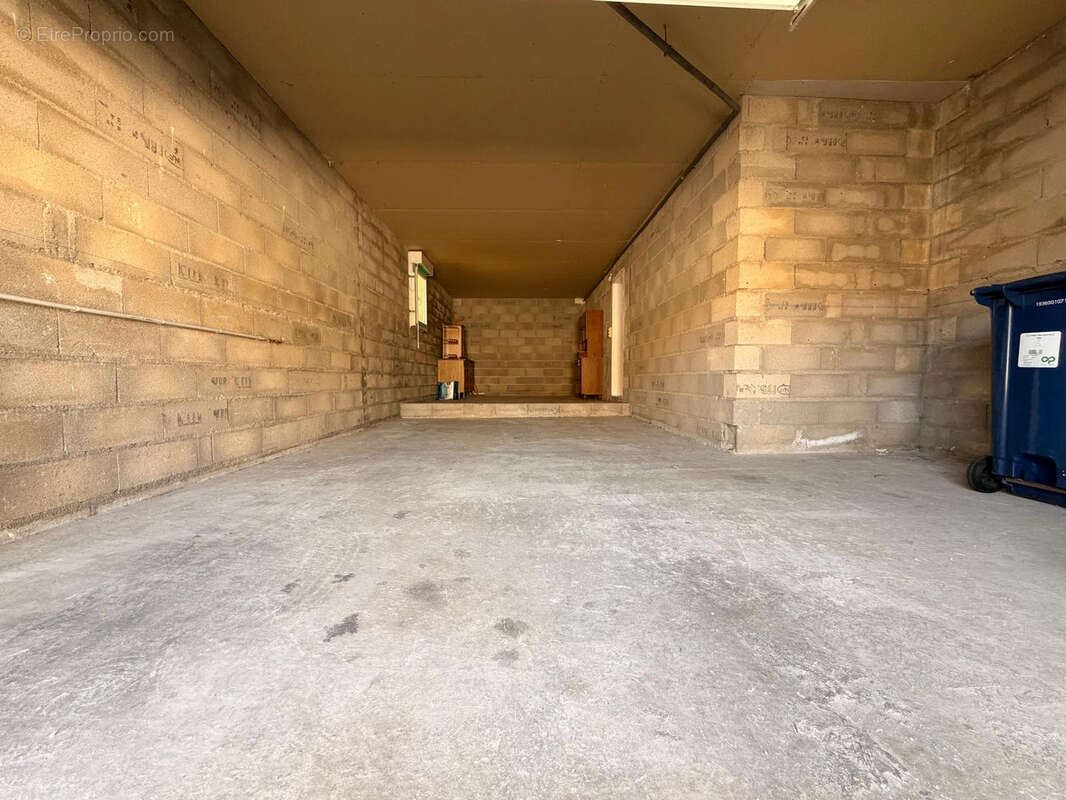 NIMES VACQUEROLLES Superbe maison 5 pièces de 115 m2 avec garage de 50 m2 et jardin - photo 18