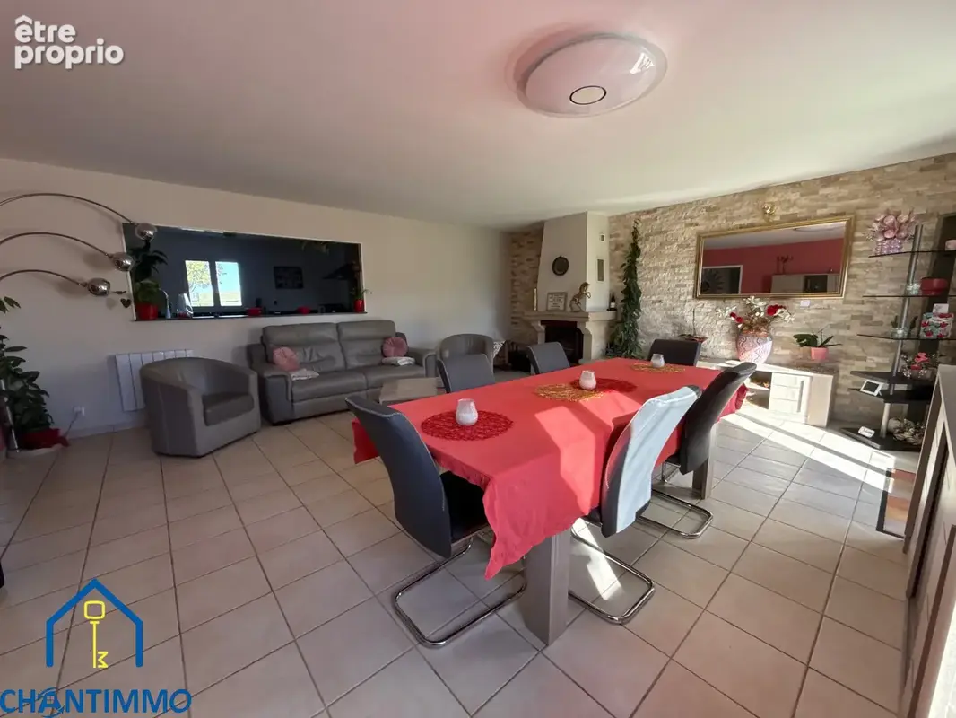 Pavillon de plain pied avec piscine couverte - photo 7