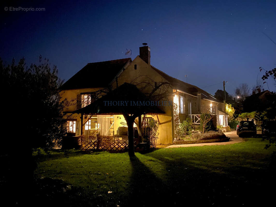 Maison à ORGERUS