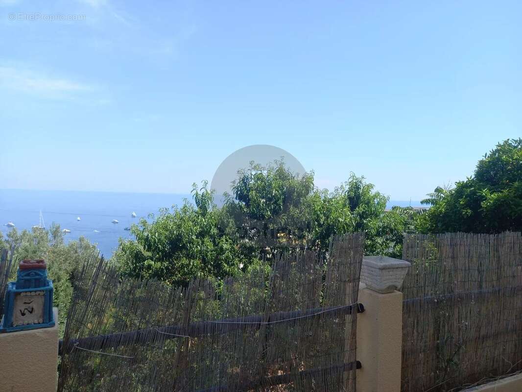 Appartement à BEAUSOLEIL