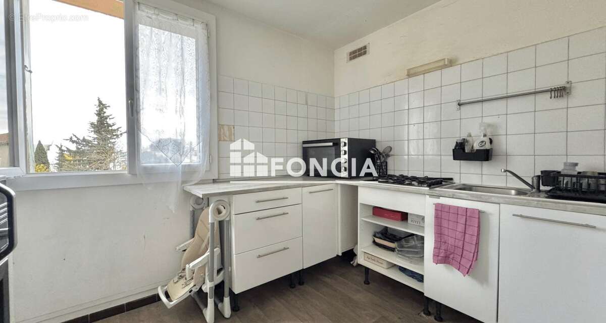 Appartement à LE PONTET
