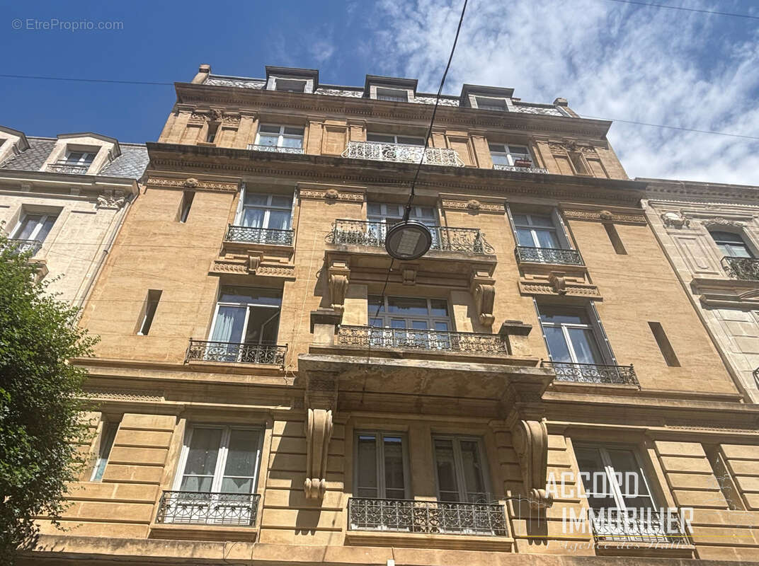 Appartement à BEZIERS