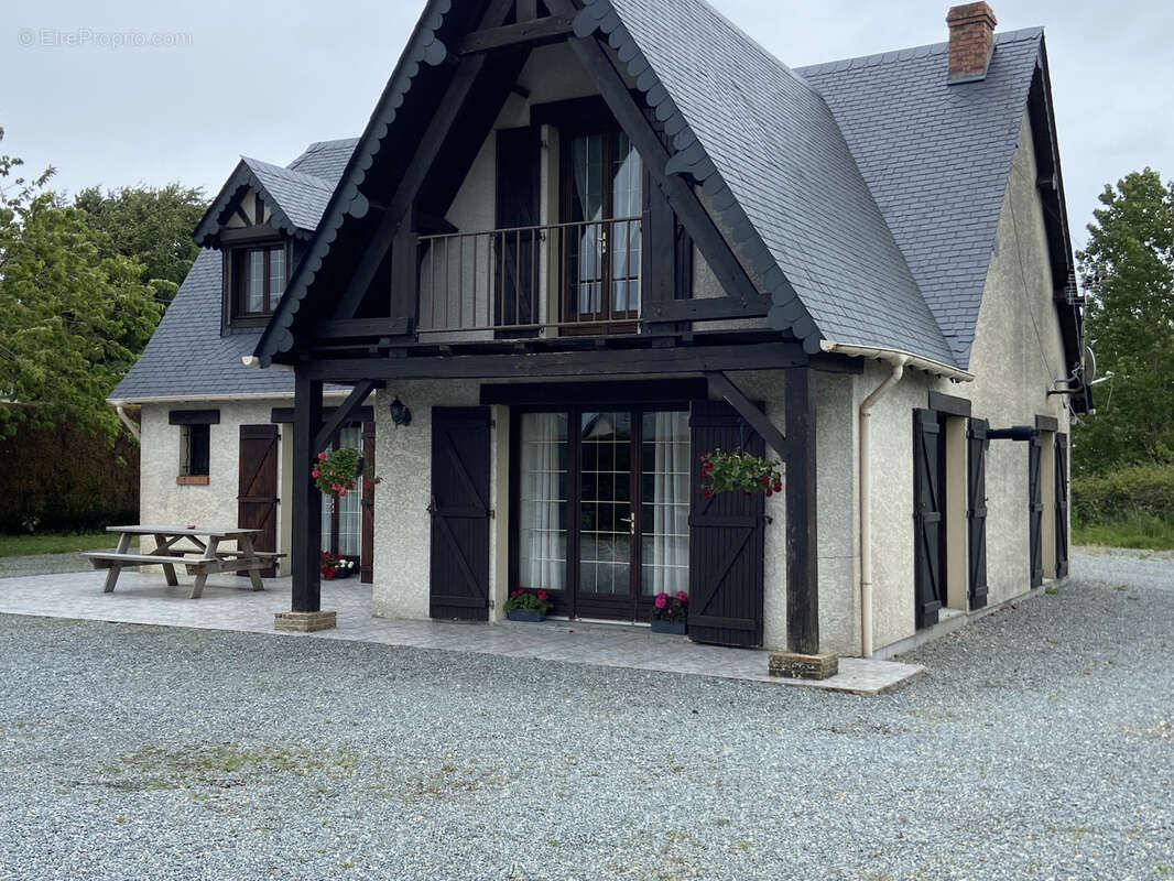 Maison à EPREVILLE