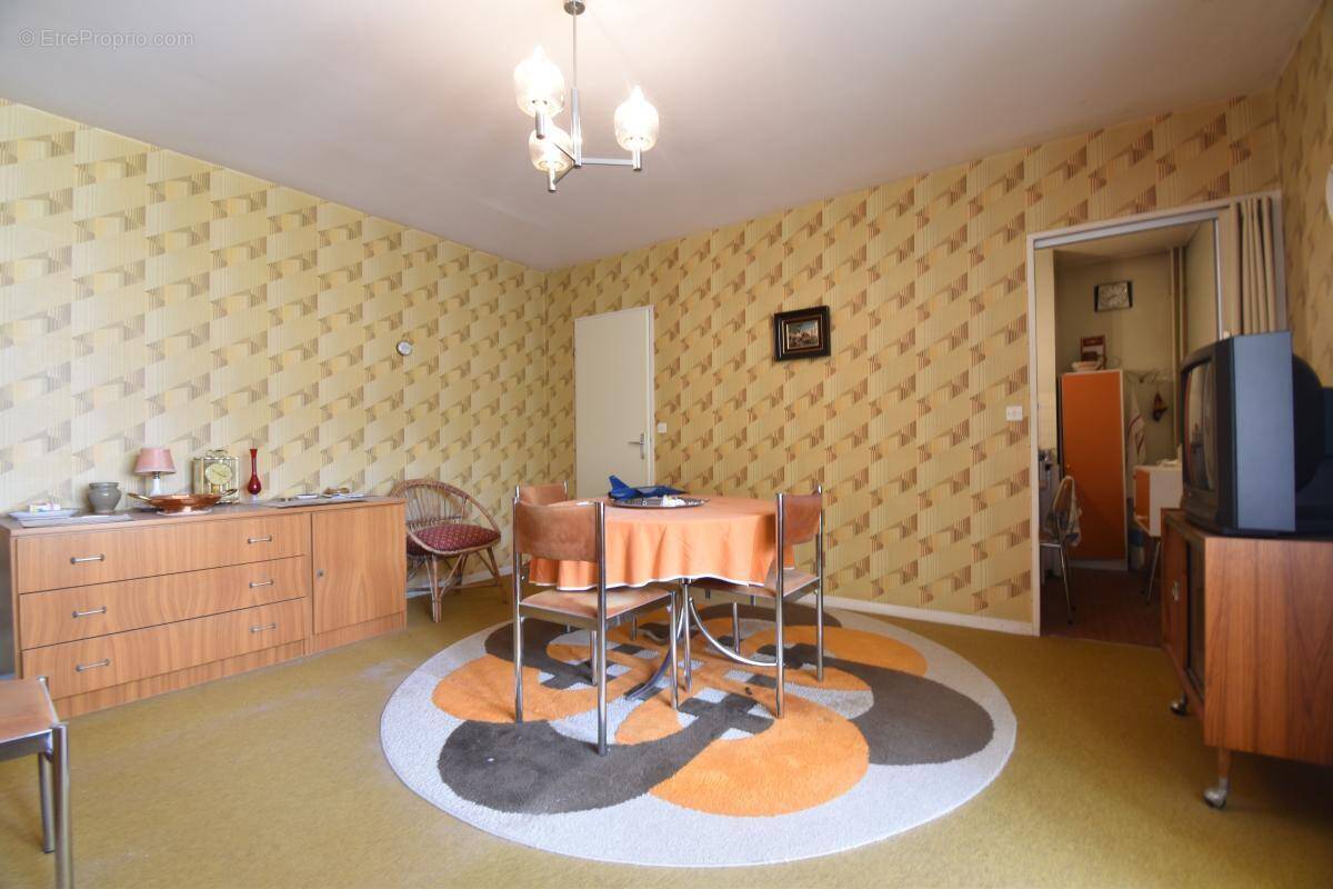 Appartement à COSNE-COURS-SUR-LOIRE