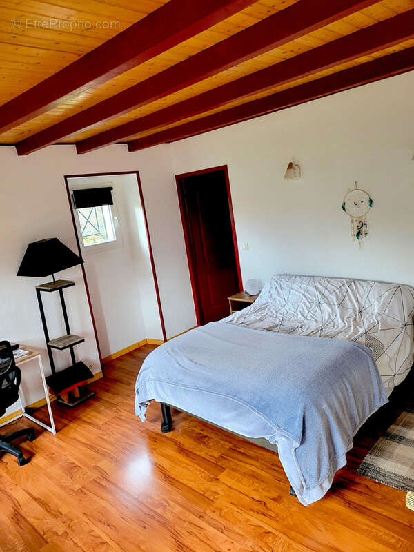 Maison à MESNAC