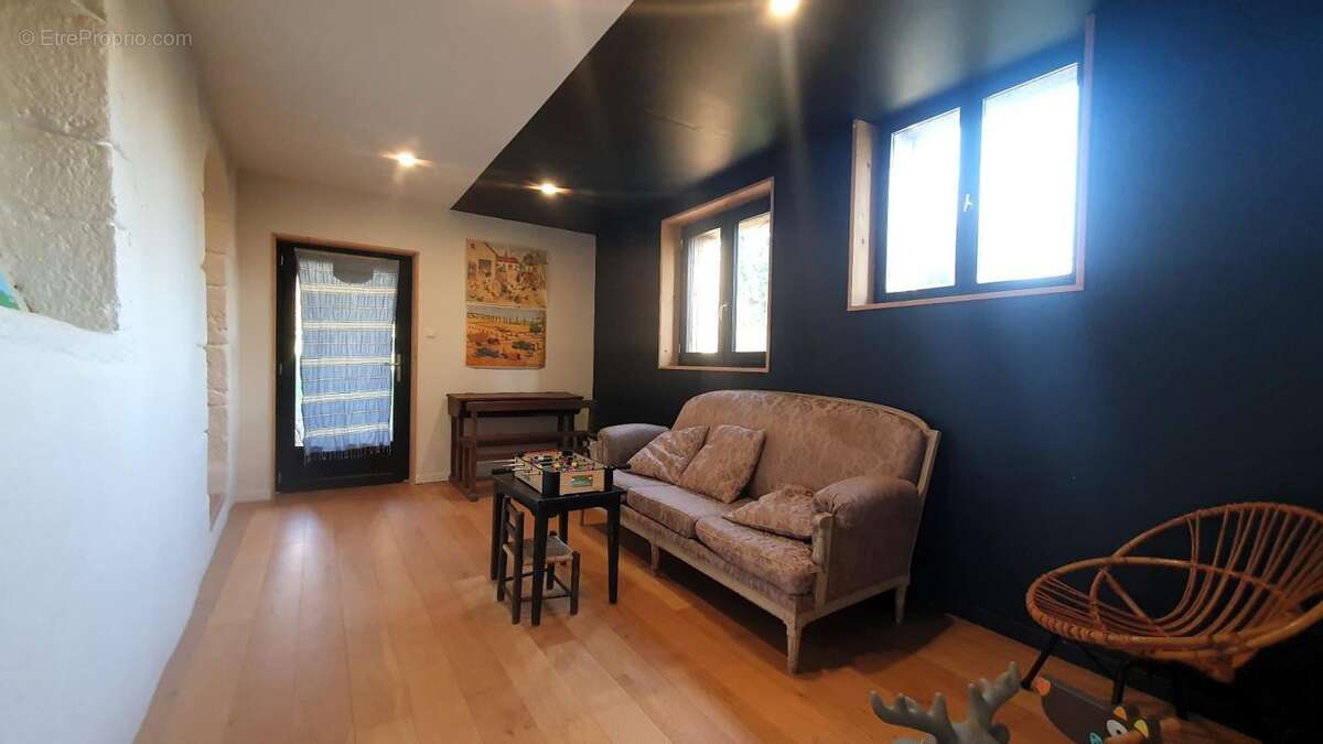 Maison à LA SALVETAT-PEYRALES