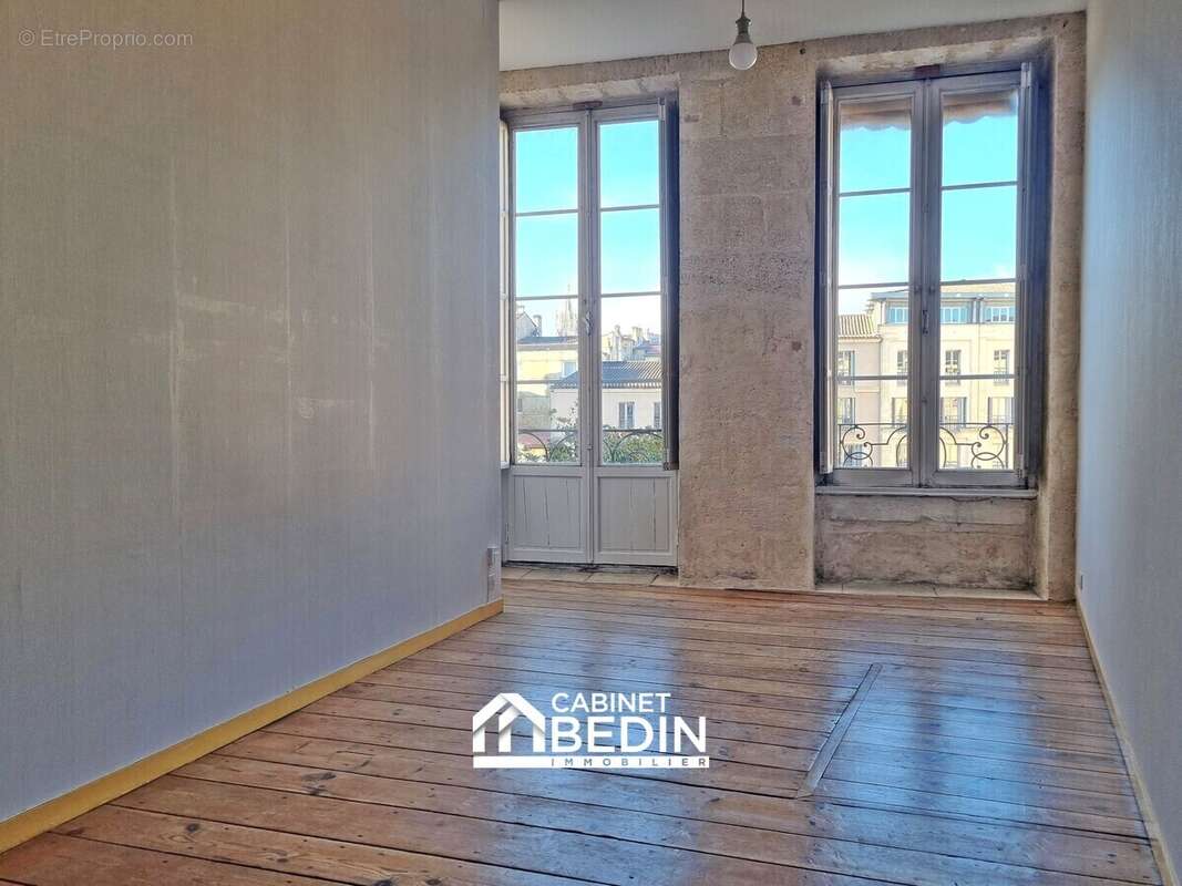 Appartement à BORDEAUX