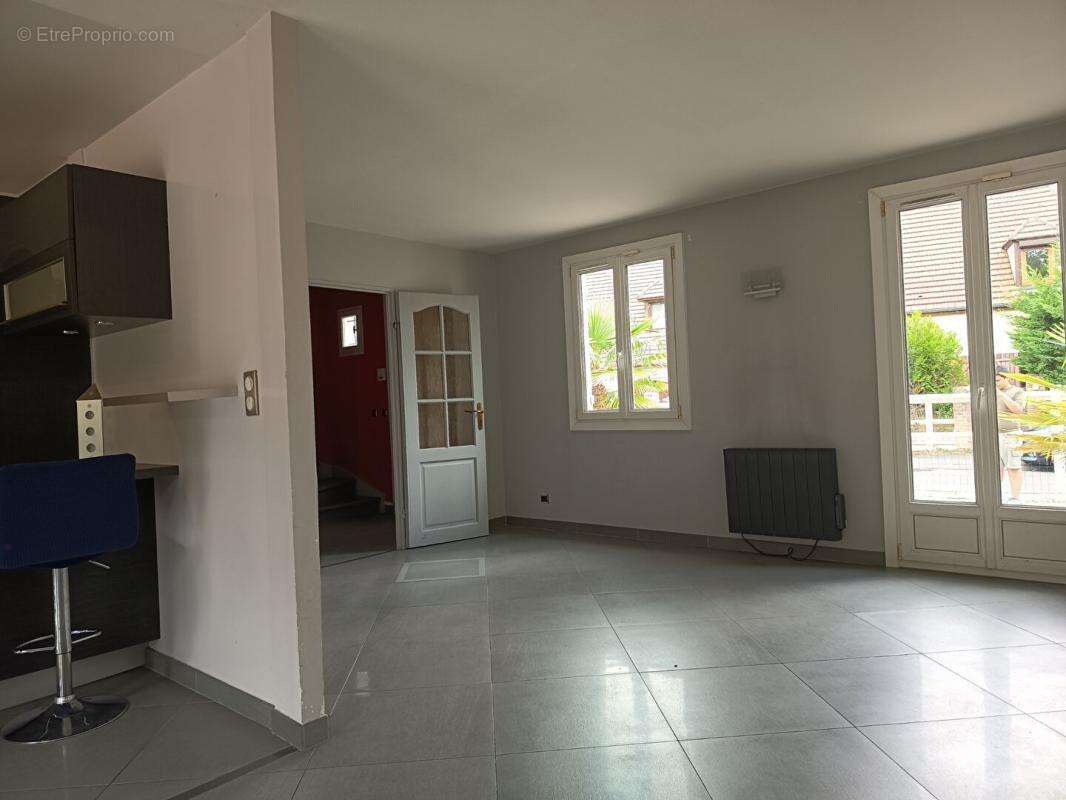 Maison Lamorlaye 5 pièce(s) 101 m2 - photo 15