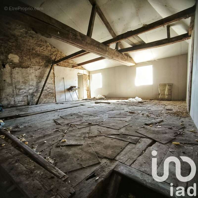 Photo 8 - Maison à GONDRECOURT-LE-CHATEAU