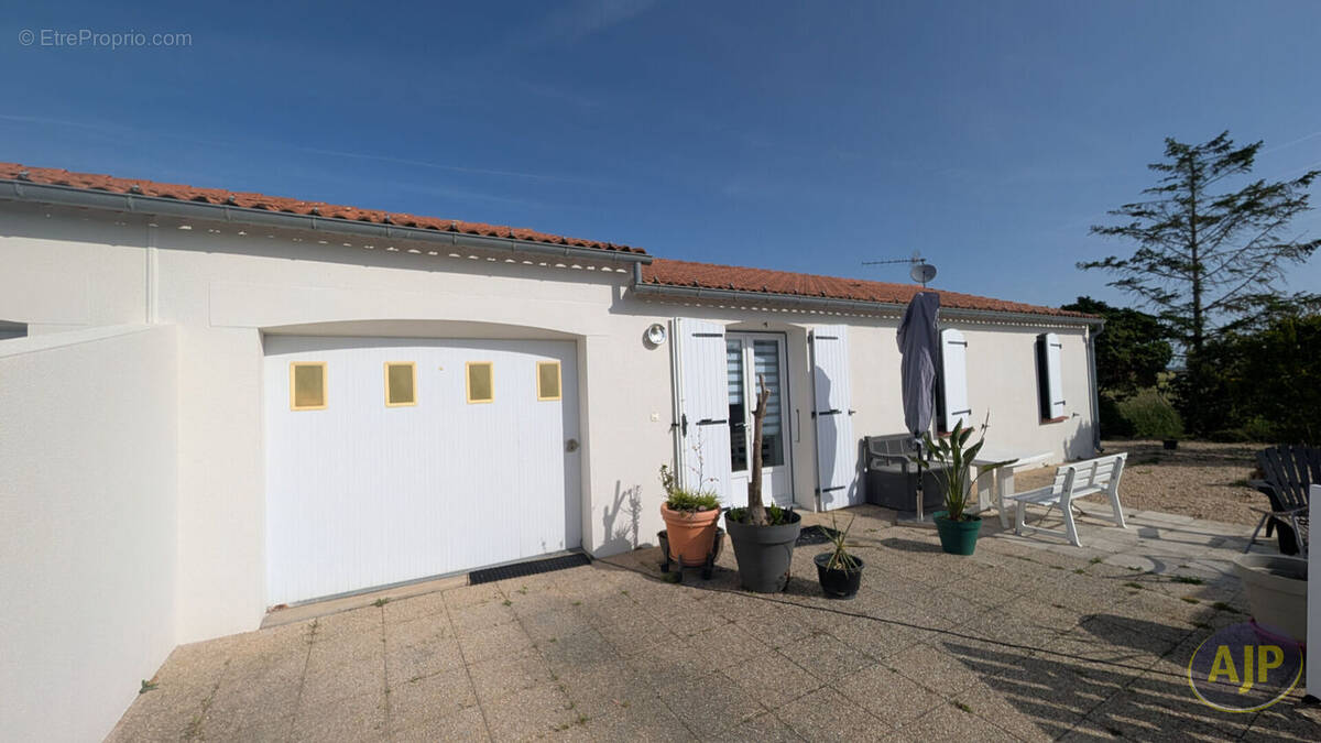 Maison à L'AIGUILLON-SUR-MER