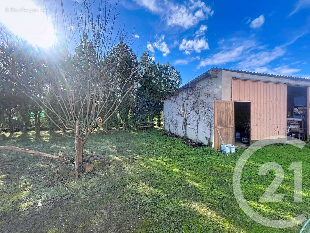 Terrain 712 m² à Montauban  - photo 2
