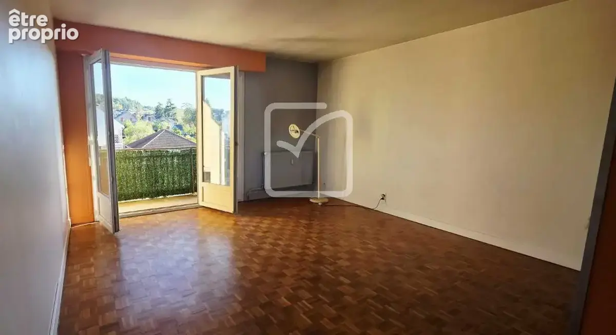 Appartement T2 traversant et lumieux - proximité lycées - photo 3