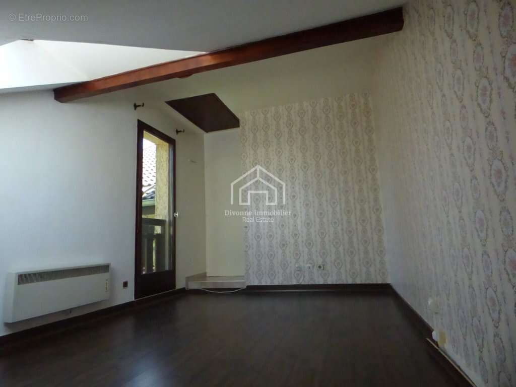 Maison à DIVONNE-LES-BAINS