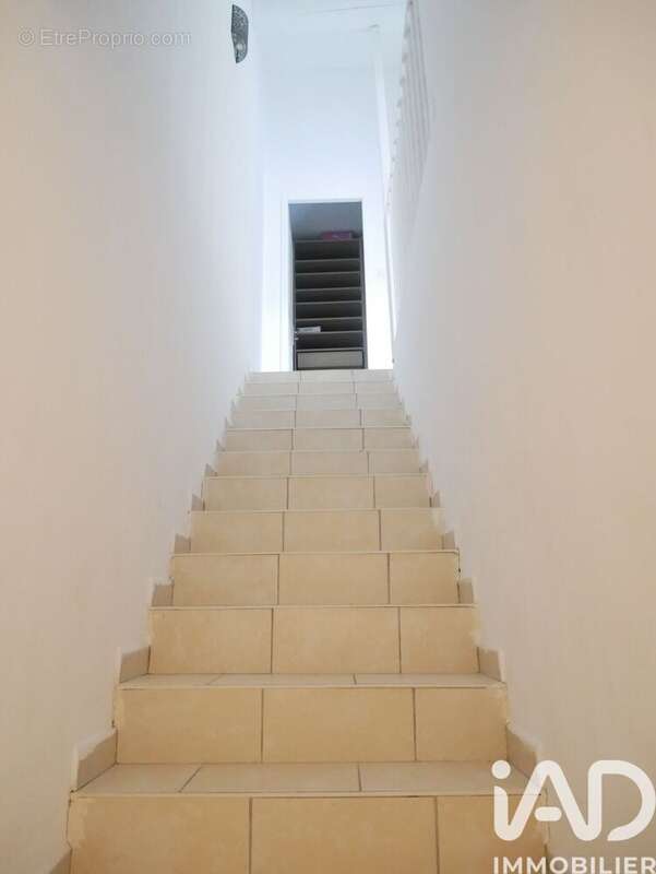 Maison 98 m² à Pouzilhac  - photo 9