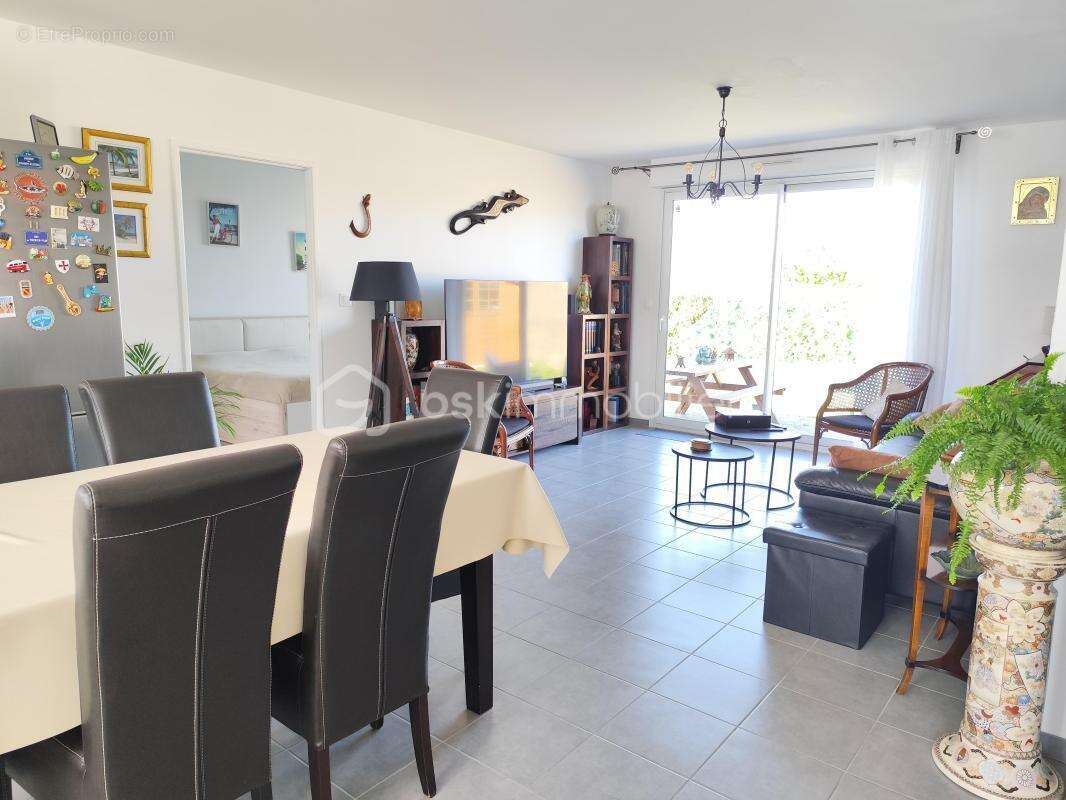 Maison à SAINT-NAZAIRE-SUR-CHARENTE