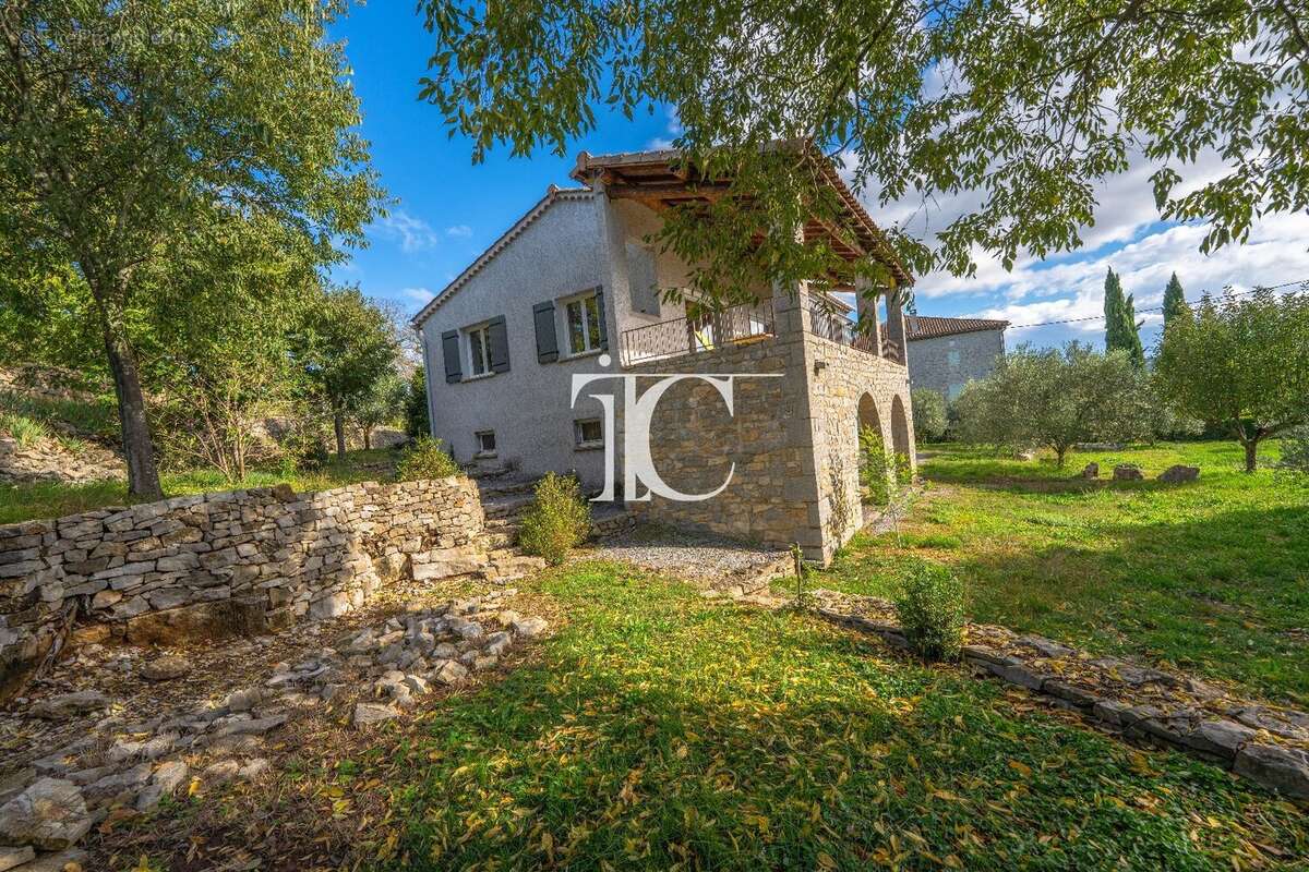 Maison à SAINT-ALBAN-AURIOLLES