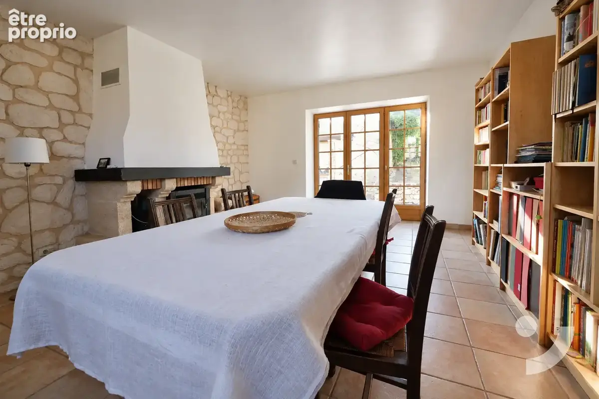 Maison en pierre   205 m2 avec second logement attenant - photo 3
