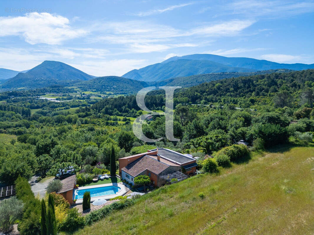 Maison à VAISON-LA-ROMAINE