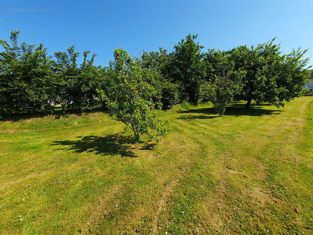 Terrain à FOUESNANT