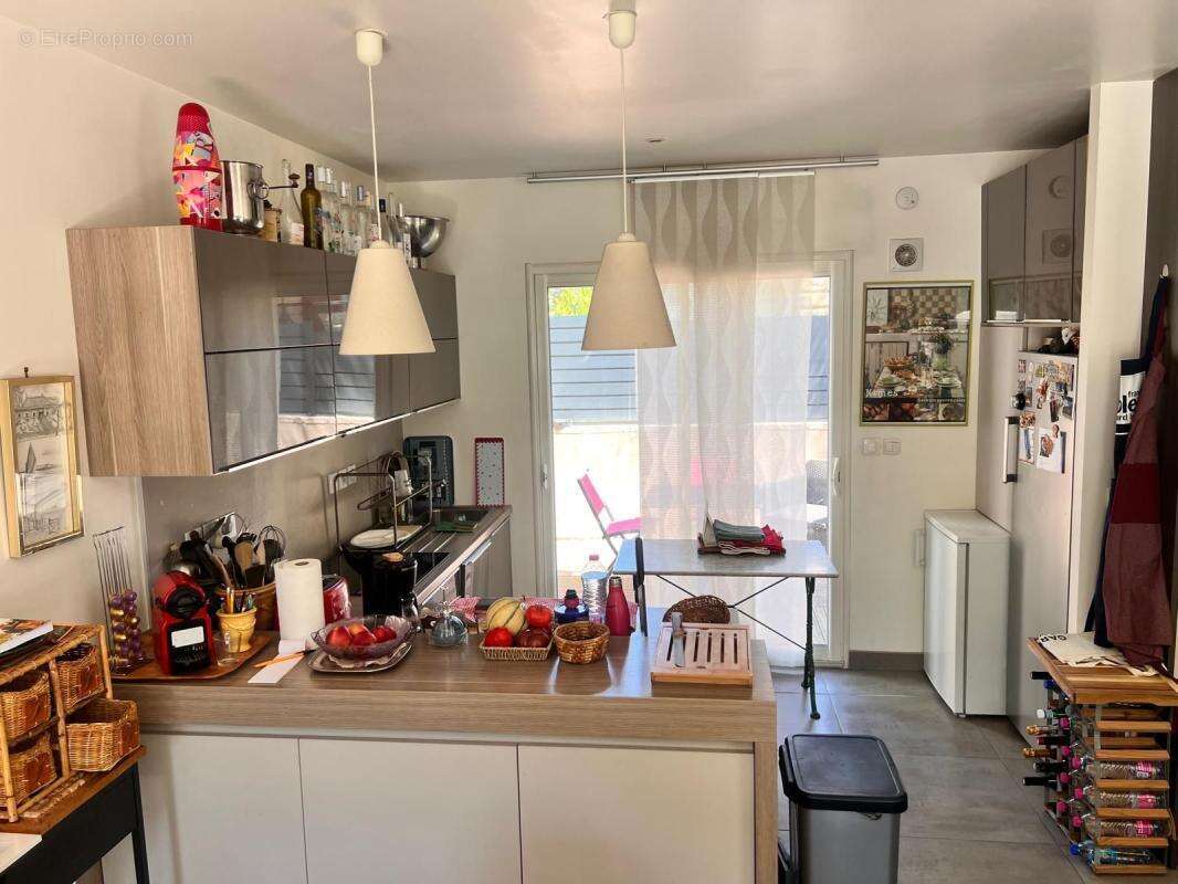  NÎMES – Maison contemporaine avec piscine et vue sur la Tour Magne !  - photo 5
