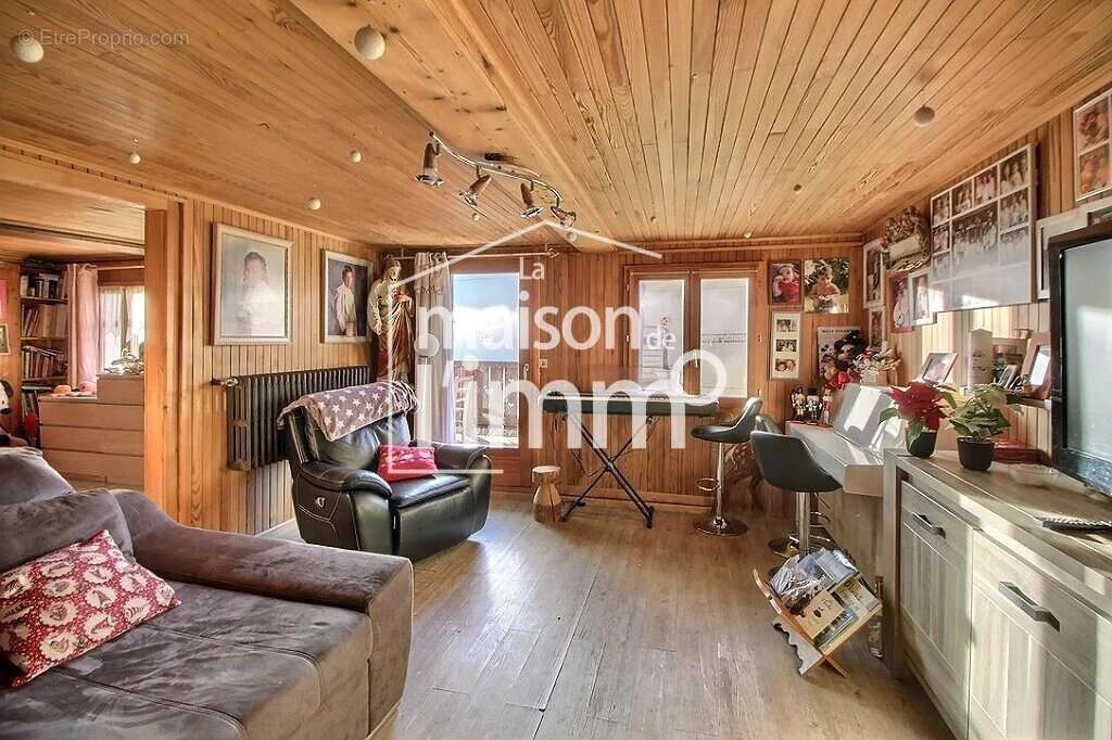 Ferme mitoyenne - a vendre - au coeur de chatel dans les portes du soleil - photo 3
