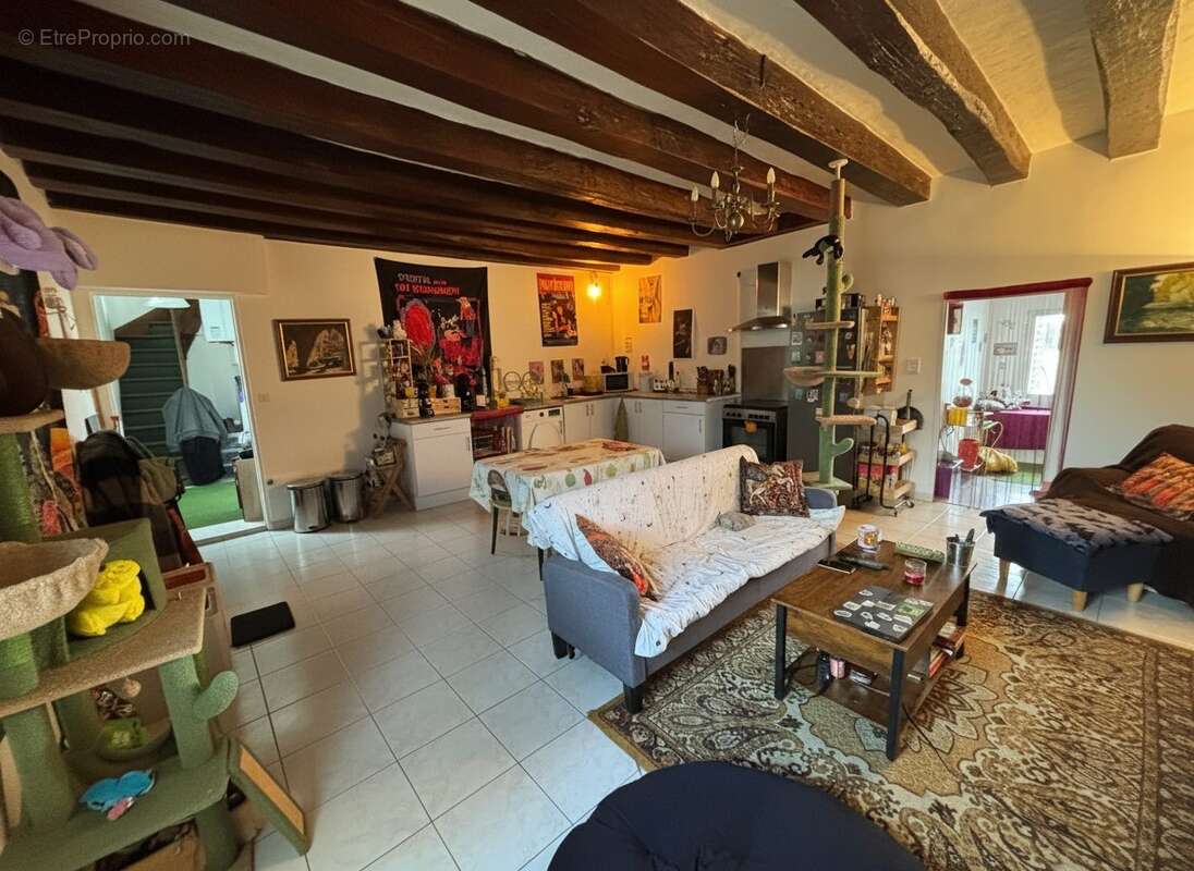 Appartement à SAINT-CYR-SUR-LOIRE