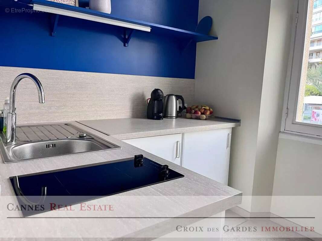 Cannes – Le Suquet– Studio rénové  fort potentiel locatifterre - photo 3