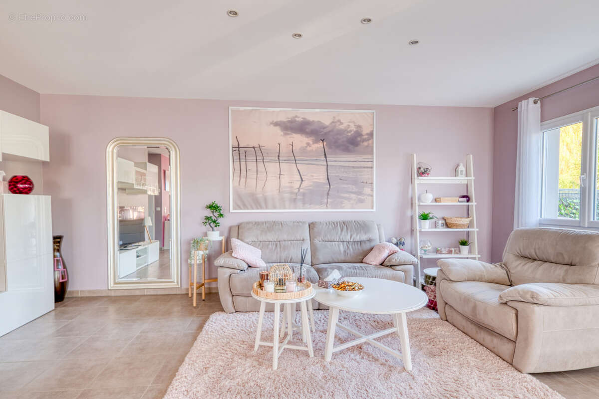 Maison à TIGNIEU-JAMEYZIEU