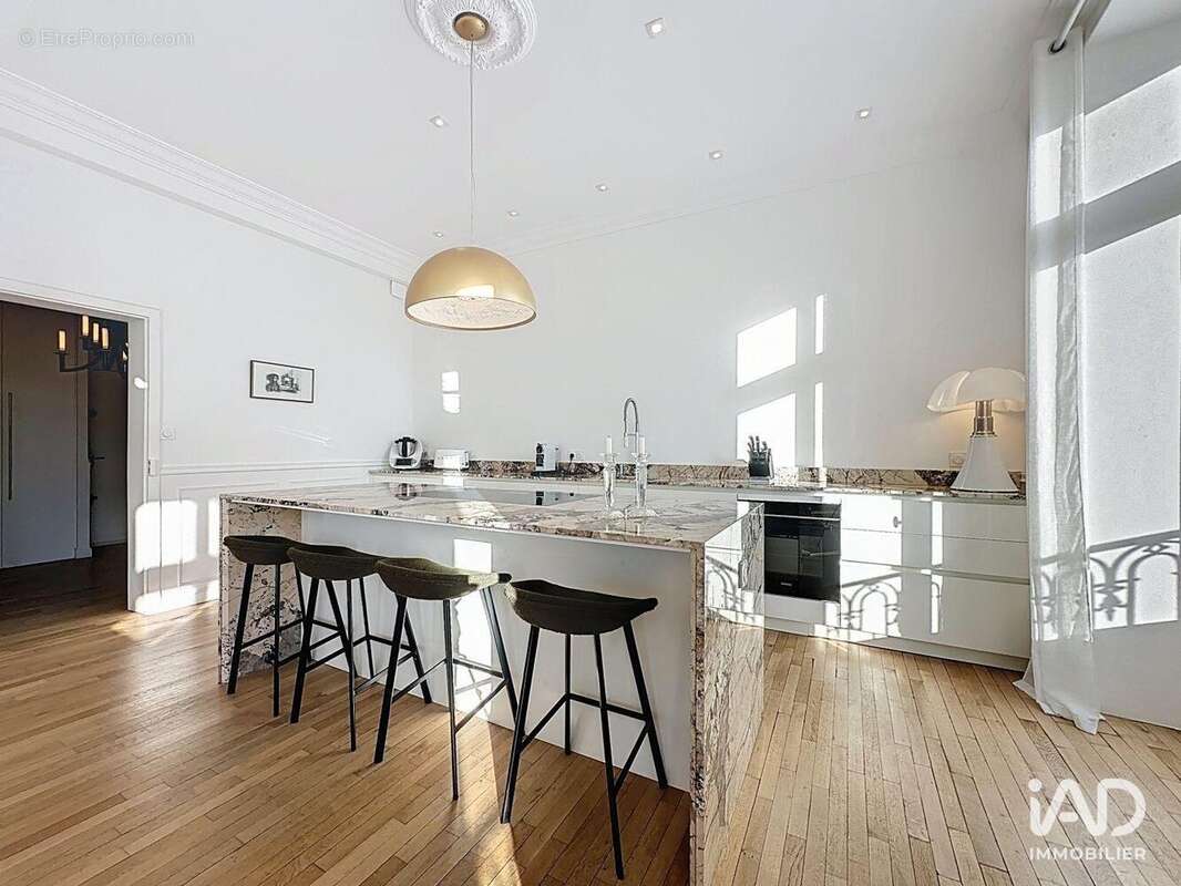 Photo 4 - Commerce à RENNES