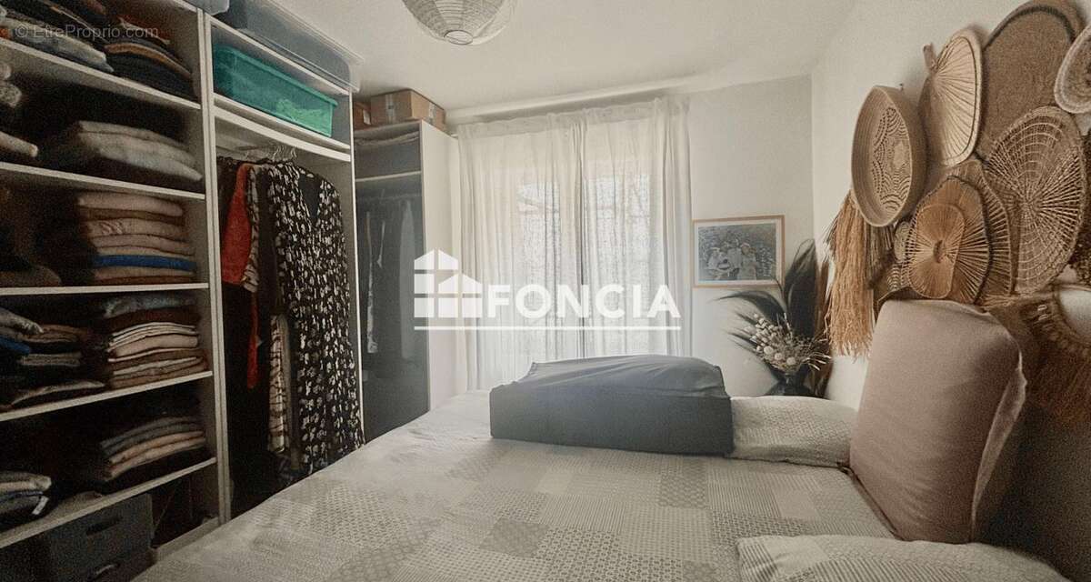 Appartement à MONTREUIL-JUIGNE