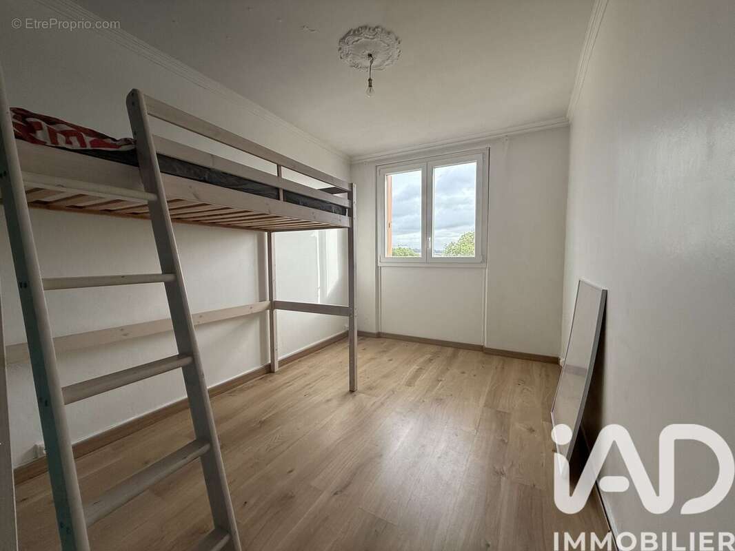 Photo 8 - Appartement à EPINAY-SUR-SEINE