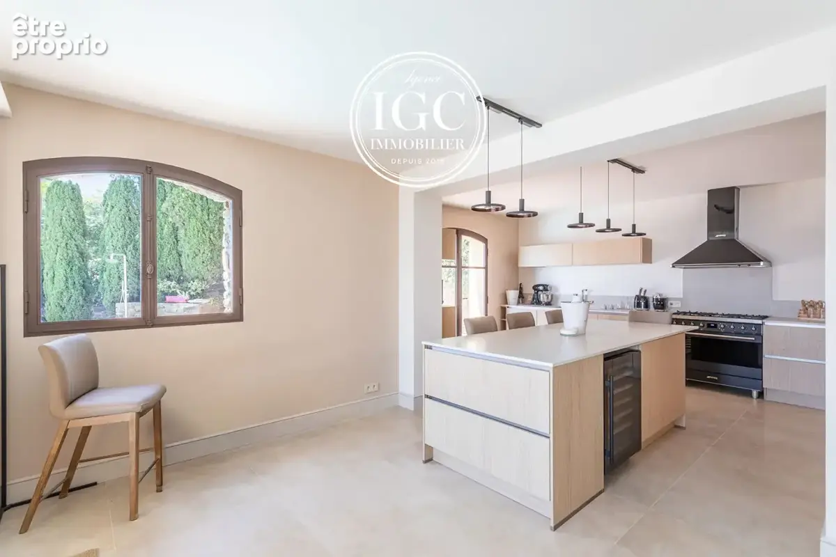 Villa de 200 m2 avec vue mer à Bormes-les-Mimosas - photo 9