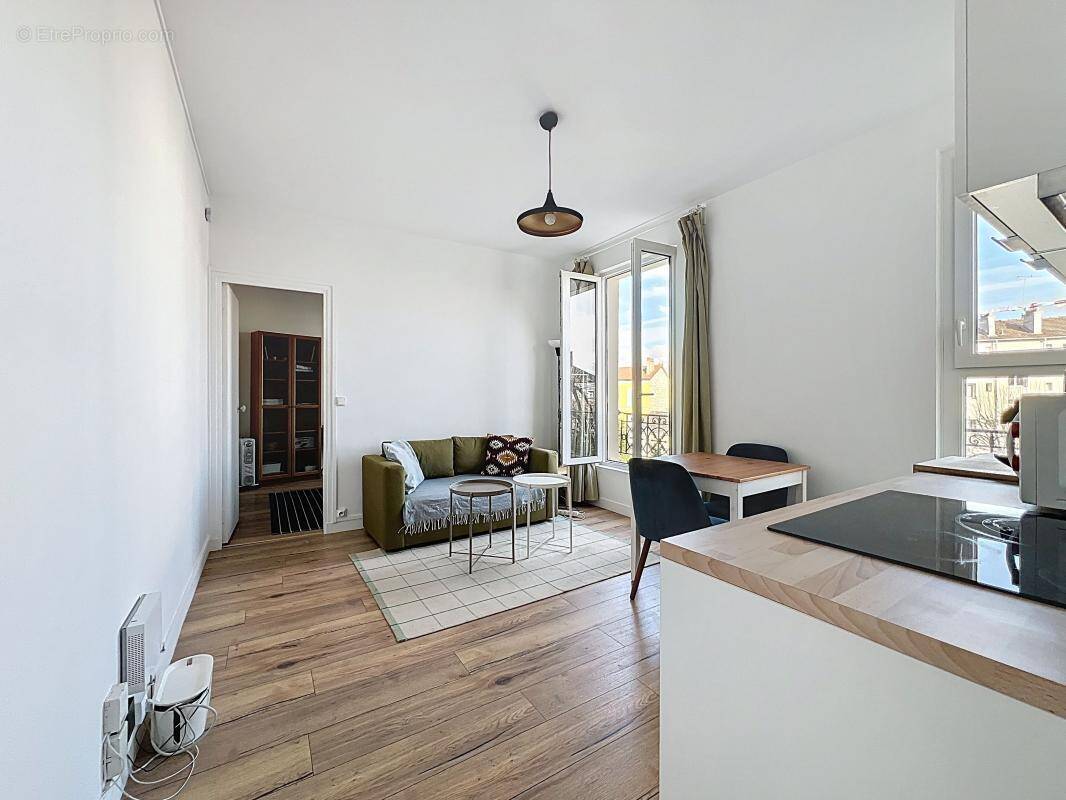 Appartement à IVRY-SUR-SEINE