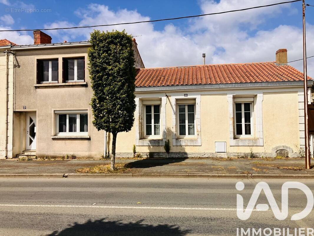 Photo 1 - Maison à LUCON