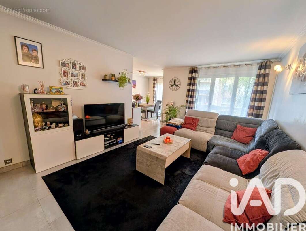 Photo 3 - Appartement à EZANVILLE