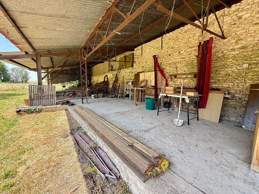 Maison à MILLY-LA-FORET