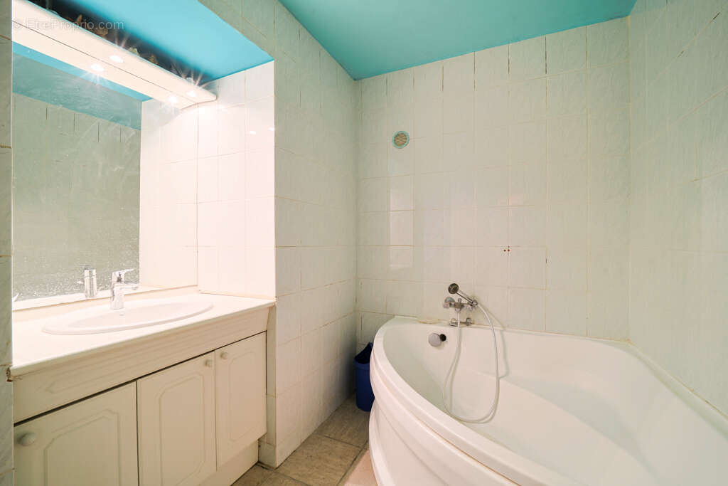Appartement à MONTROUGE