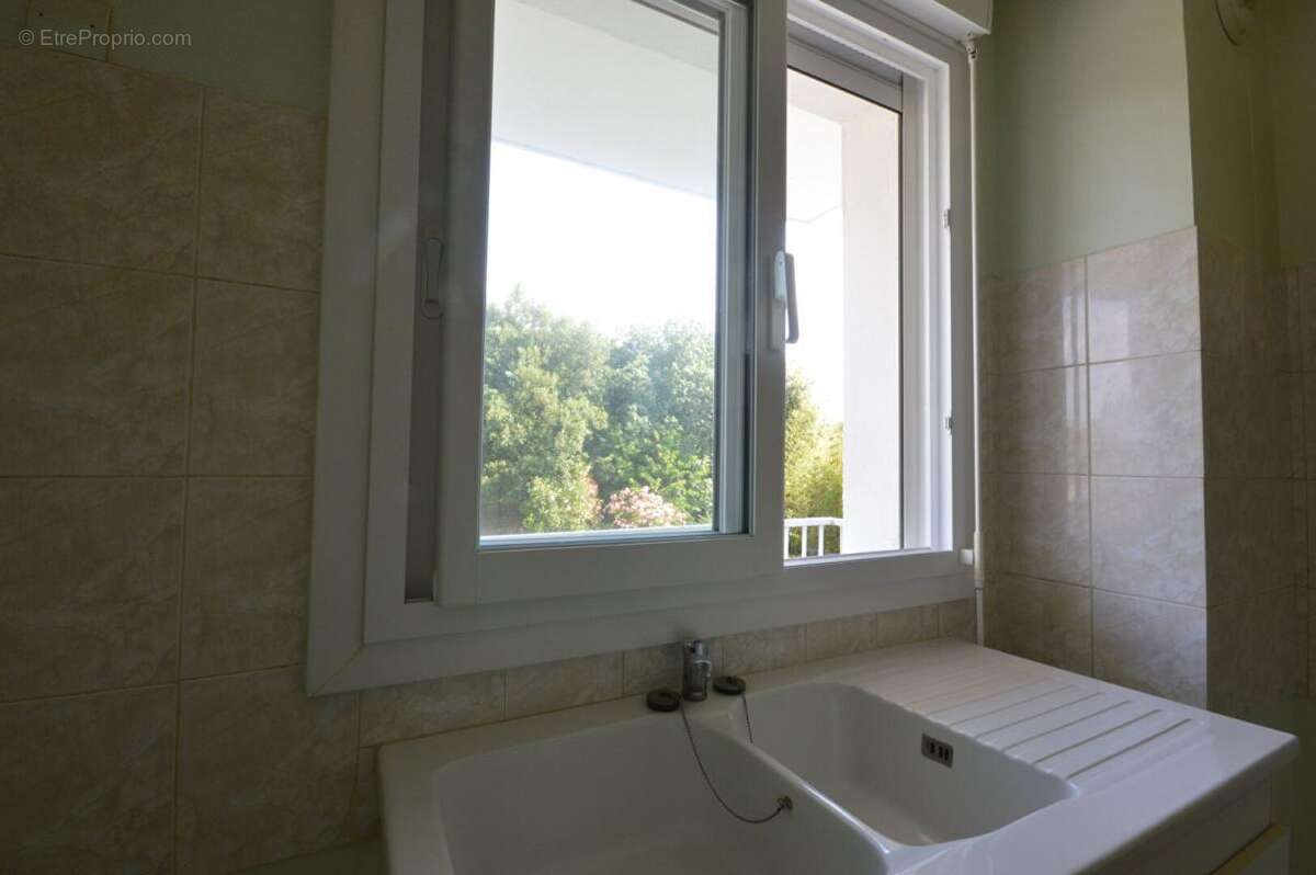 appartement t3 avec garage 17 LA ROCHELLE PORT NEUF - photo 9