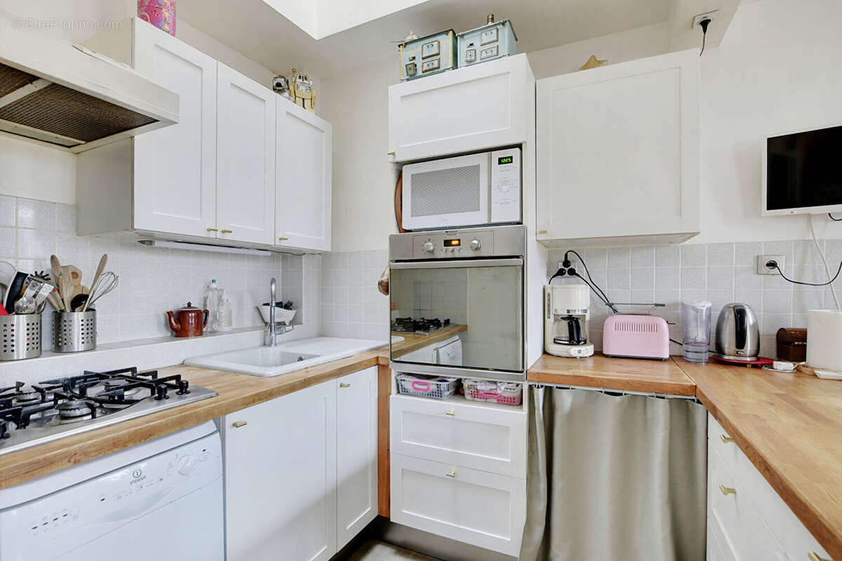 Appartement à PARIS-18E