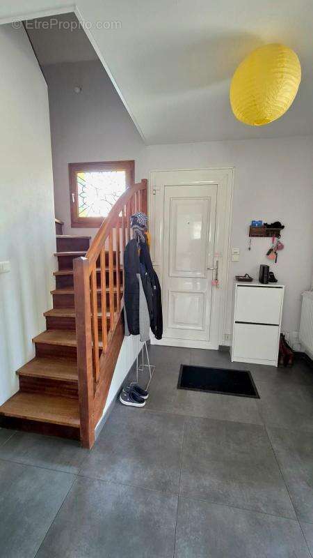 Maison à SACLAS