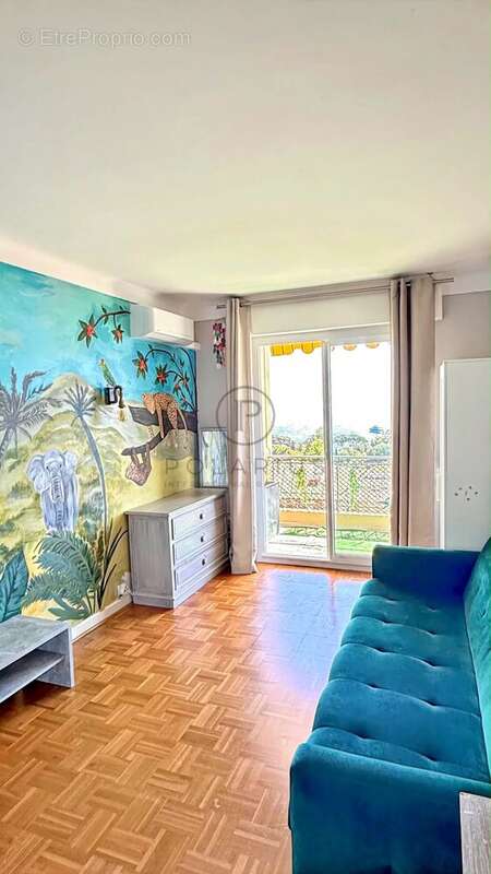Appartement rénové de 2 chambres avec vue sur la mer - photo 11