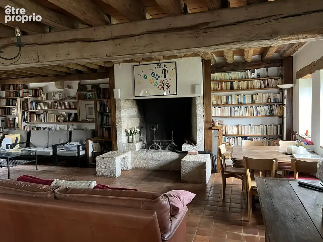 Sud Cher : pté 40 ha : grange réhabilitée, dépendances, étang, prairie, taillis - photo 7