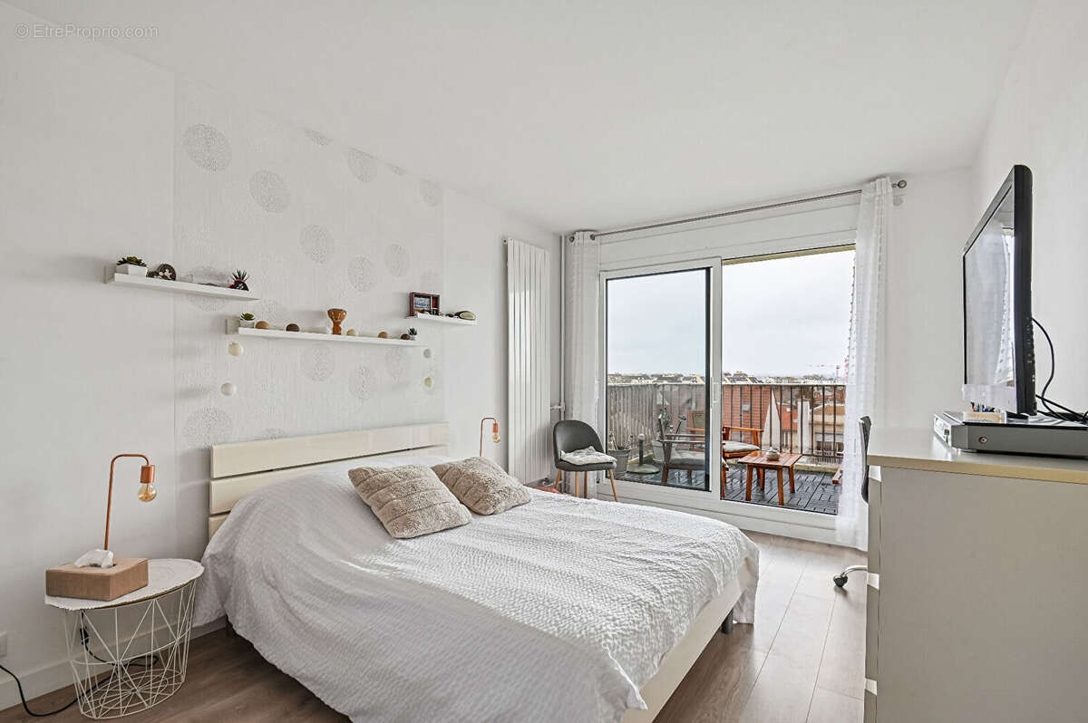 Appartement à NANTERRE