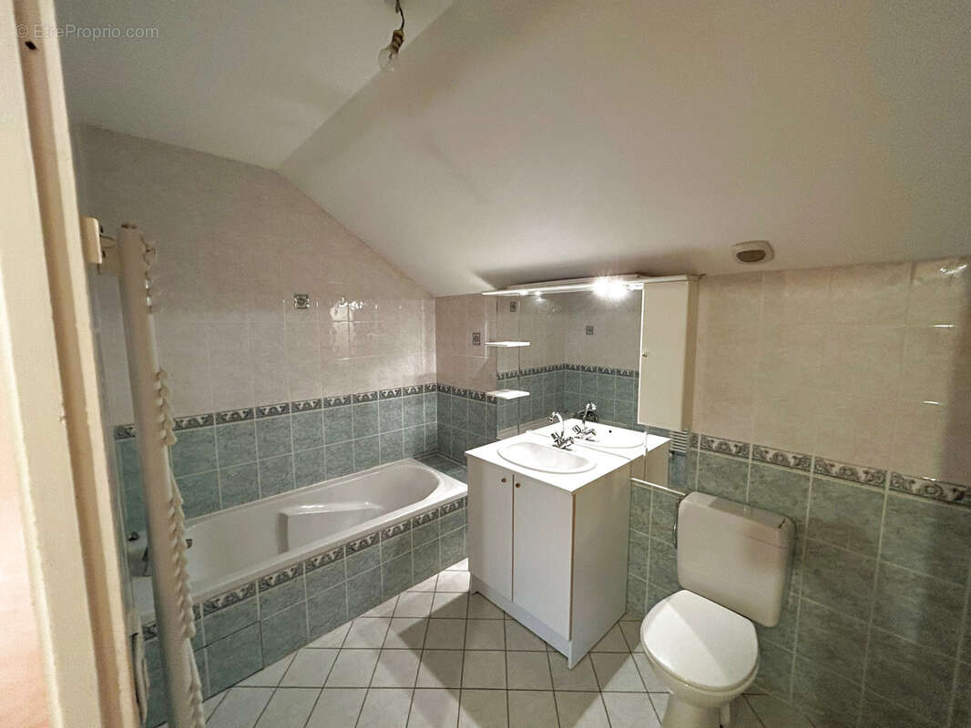 Maison à BONNEVILLE