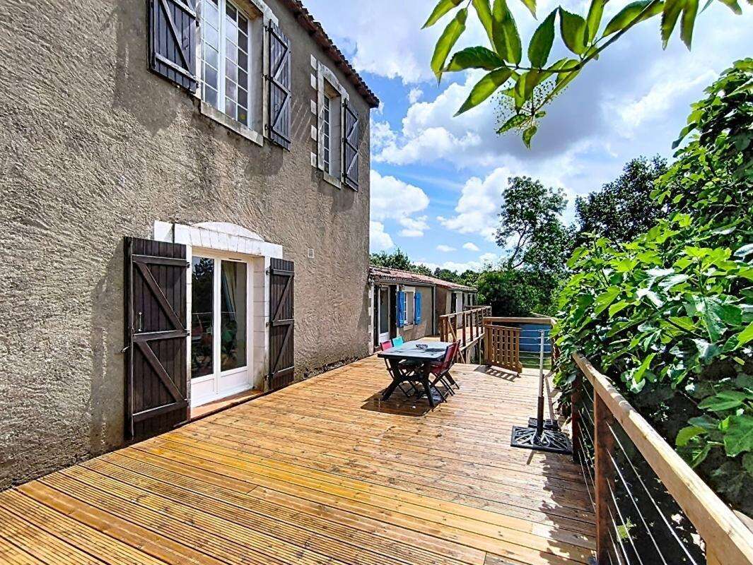 Maison bourgeoise Divatte Sur Loire 7 pièces 234 m2 - photo 3