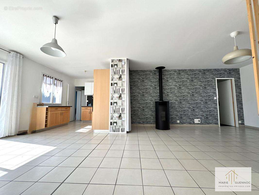 Maison de plain-pied Basse-Goulaine 6 pièce(s) 117 m2 - photo 3